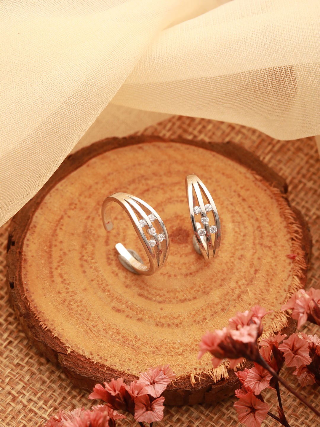 925 Sterling Silver Rhodium Plated Zircon Studded Symetric Contemporary Adjustable Pair of  Toe  Ring